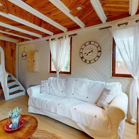 木屋 Glitzerstein *