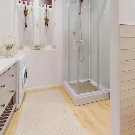 木屋 Glitzerstein *