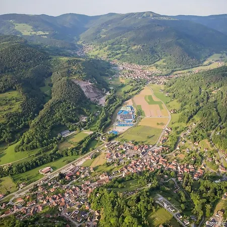 Glitzerstein Chalet