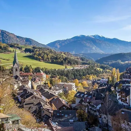 Chalet Glitzerstein